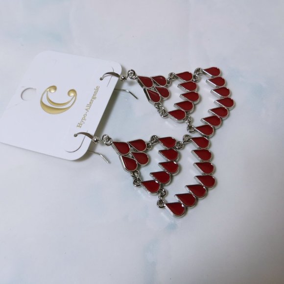 Whimsical Charming Charlie Red Enamel Chandelier Style Earrings NWT - Picture 3 of 4